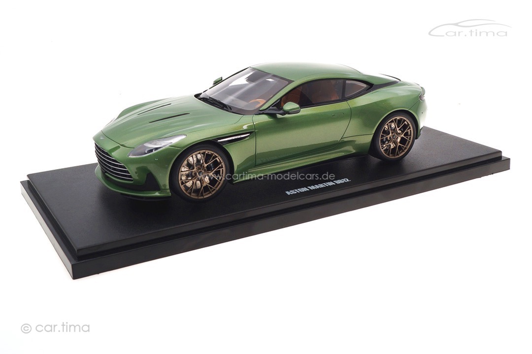 Aston Martin DB12 Vantage 2023 Iridescent Emerald Green GT Spirit 1:18 GT466