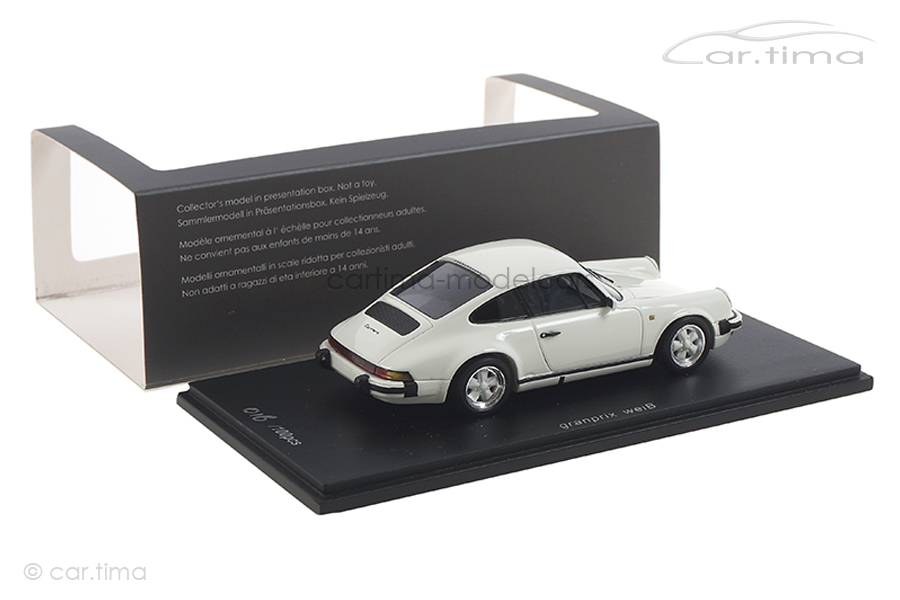 Porsche 911 Carrera 3.2 Grandprix-weiß/Fuchsfelge weiß Spark 1:43 CA04311009 