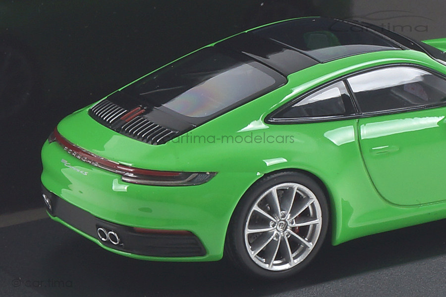 Porsche 911 (992) Carrera 4S Lizardgrün Minichamps 1:43 410069322