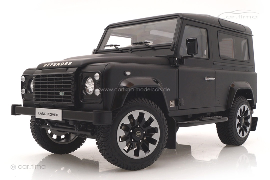 Land Rover Defender 90 Works 2018 schwarz matt LCD Models 1:18 LCD18007-MB