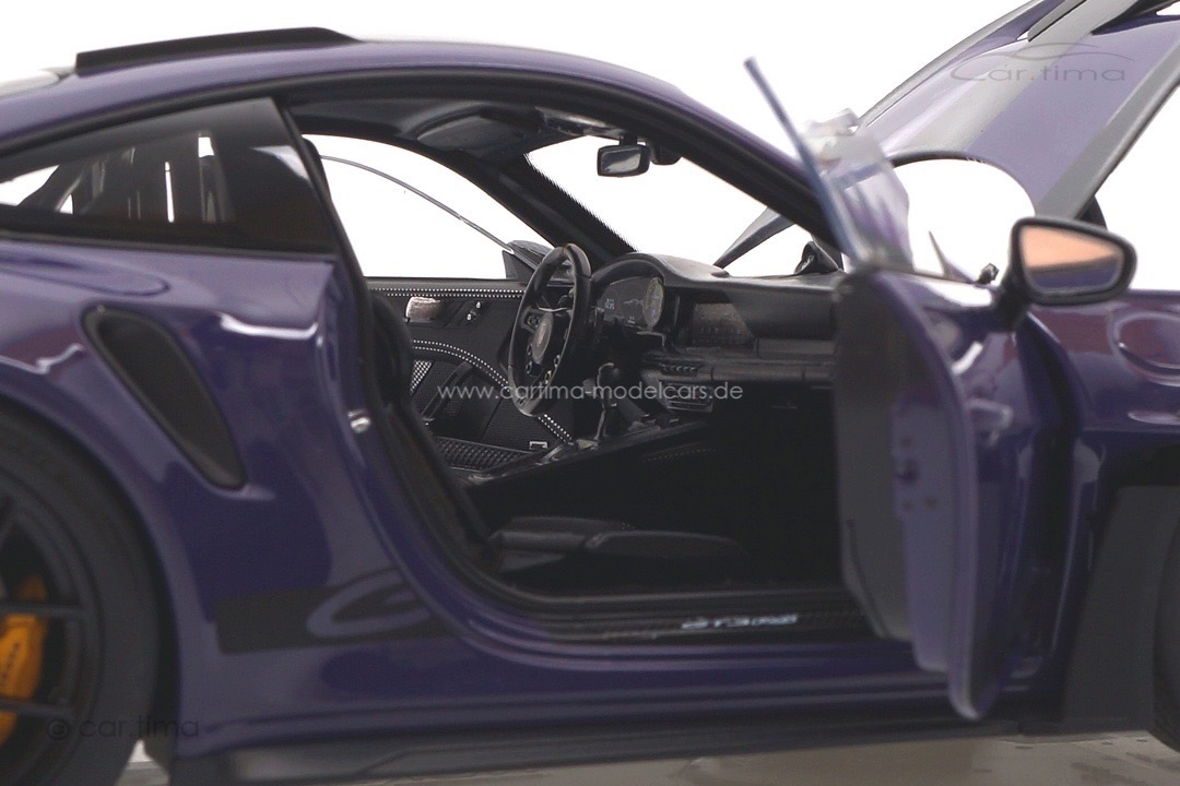 Porsche 911 (992) GT3 RS Weissach Paket Ultraviolett Norev 1:18 187368