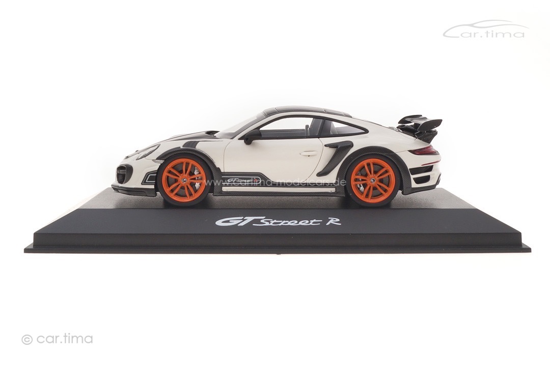 TECHART GTstreet R Weiß/Rad Gulforange TECHART Collection 1:43 091.992.143.004GO