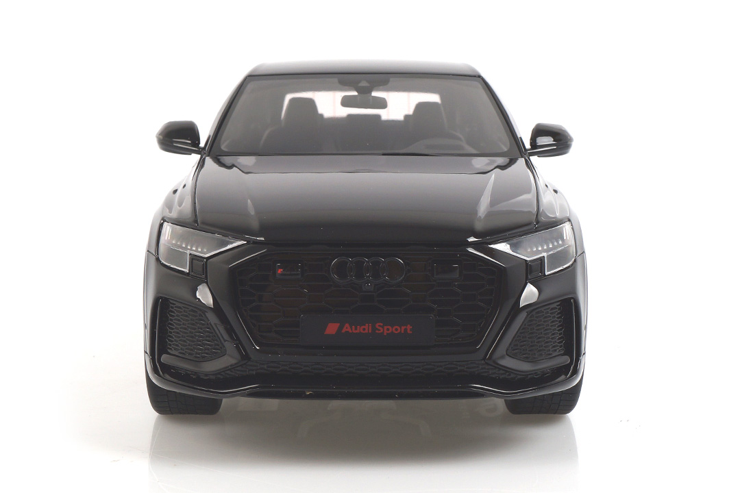 Audi RS Q8 Schwarz GT Spirit 1:18 GT305