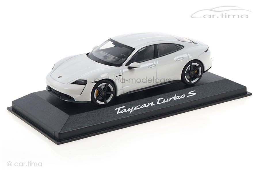 Porsche Taycan Turbo S Carraraweiß met. Minichamps 1:43 WAP0207800L