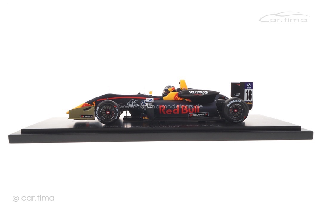 Dallara F3 Winner Macau GP 2017 Daniel Ticktum Spark 1:18 18MF17