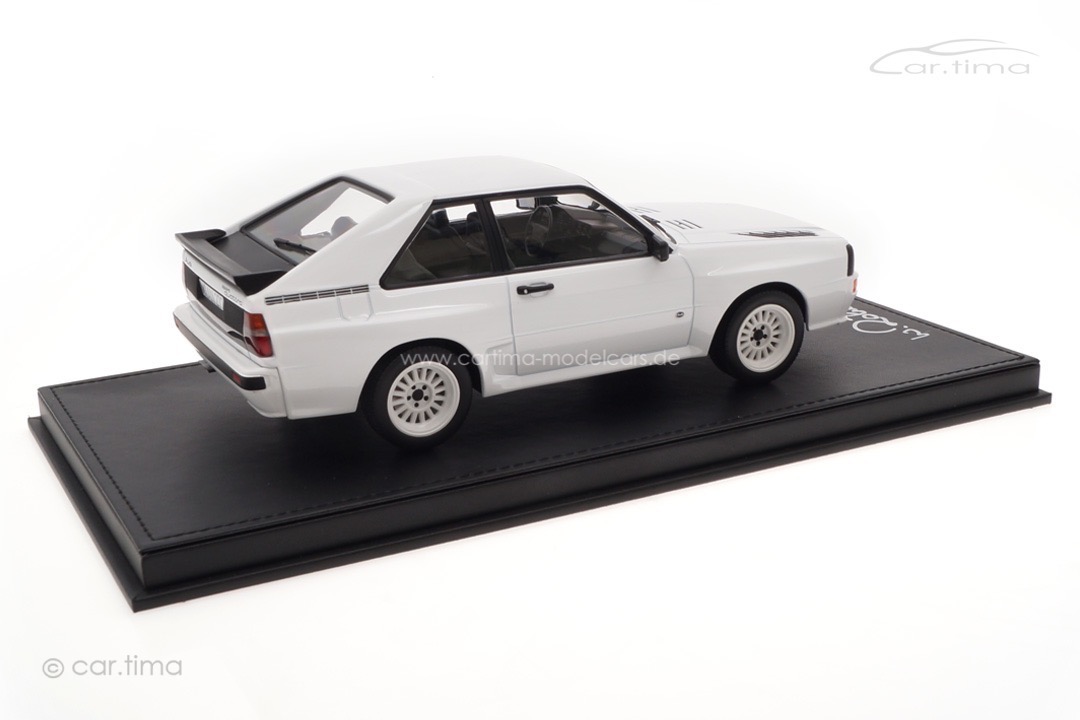 Audi Sport quattro weiß Originalsignatur Walter Röhrl inkl. Vitrine Norev 1:18 CAC01824004