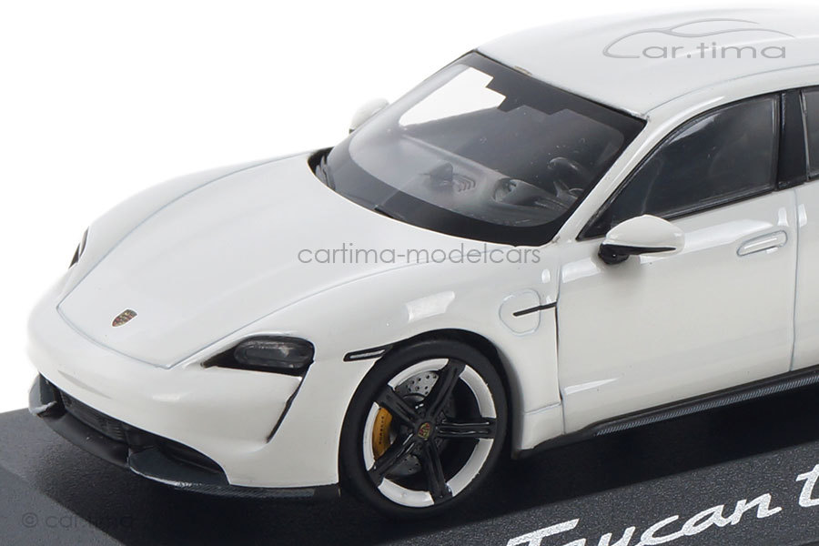 Porsche Taycan Turbo S Carraraweiß met. Minichamps 1:43 WAP0207800L