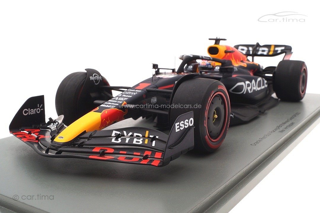 Oracle Red Bull Racing RB18 Winner GP Niederlande 2022 Max Verstappen 30th Win Spark 1:18 18S773