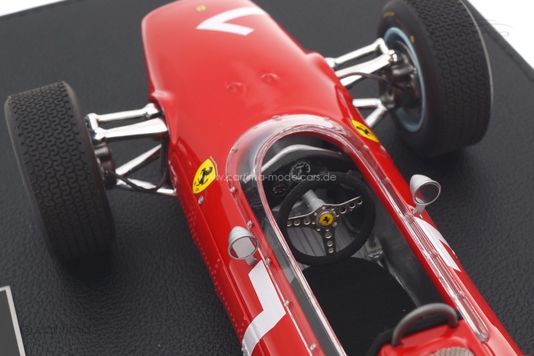 Ferrari 158 Winner GP Deutschland 1964 John Surtees inkl. Vitrine GP Replicas 1:18 GP114D