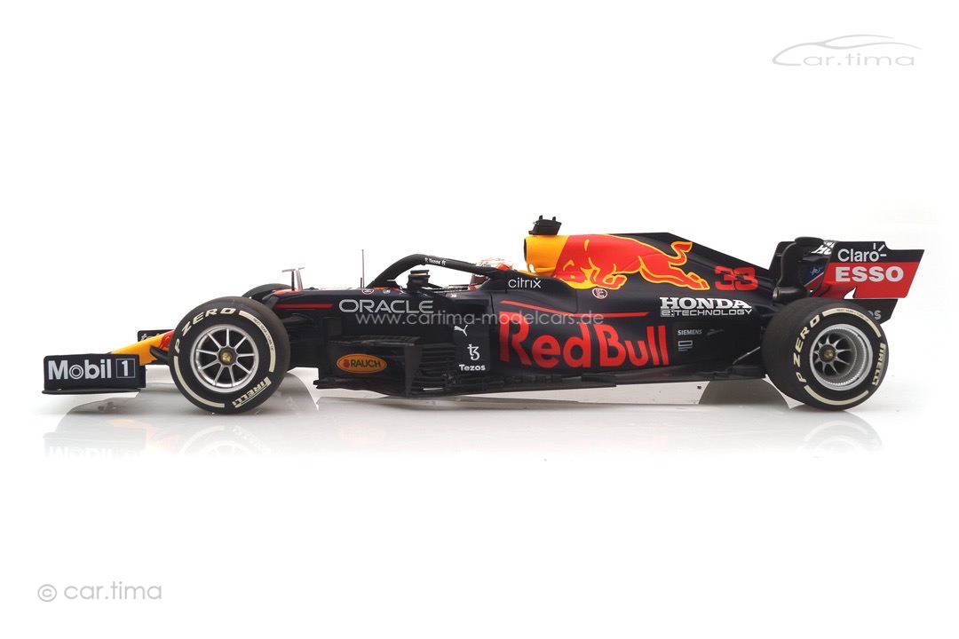 Red Bull Racing RB16B Winner GP Abu Dhabi 2021 Max Verstappen/pit board Minichamps 1:18 110212333