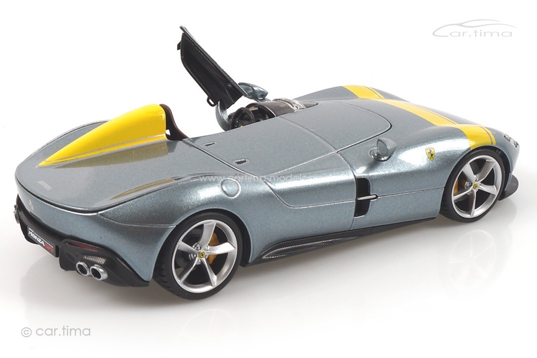 Ferrari Monza SP1 grau/gelb Bburago 1:24 18-26027