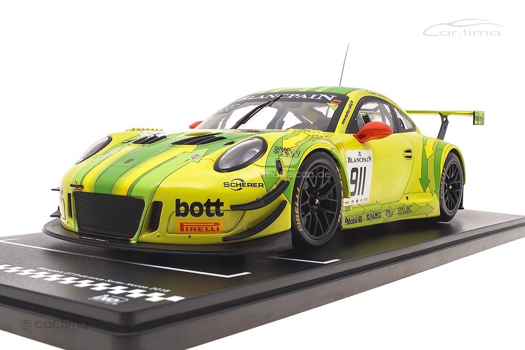 Porsche 911 (991 II) GT3 R Blancpain GT 2018 Makowiecki/Dumas/Werner 1:18 IXO Models