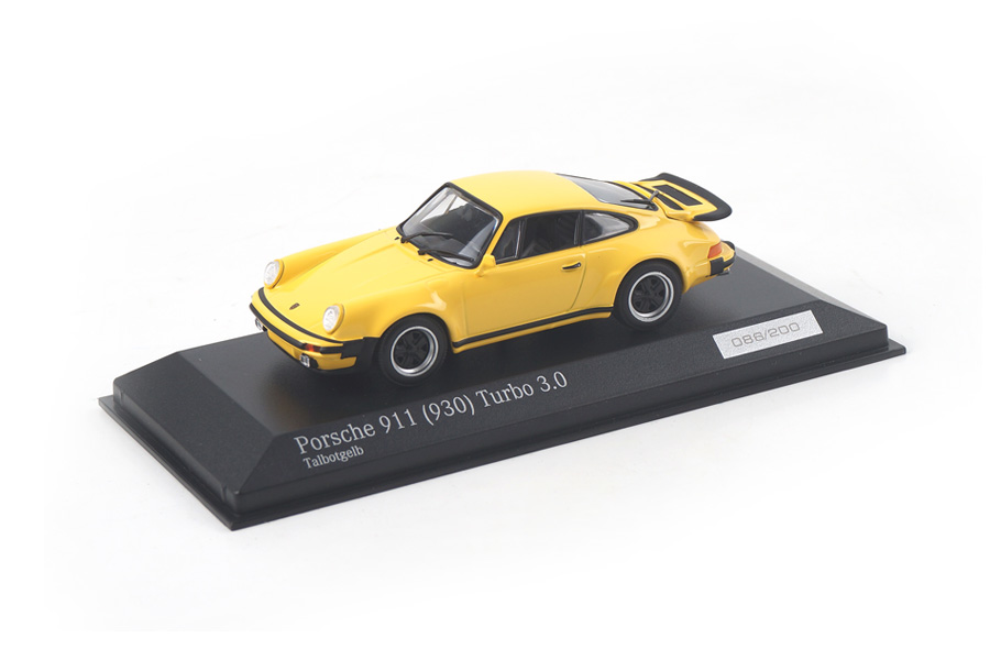 Porsche 911 (930) Turbo 3.0 Talbotgelb Minichamps 1:43 CA04316031