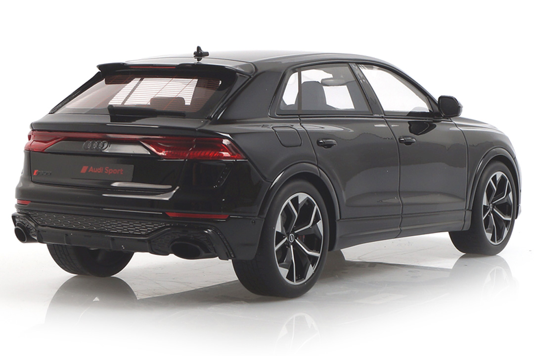 Audi RS Q8 Schwarz GT Spirit 1:18 GT305