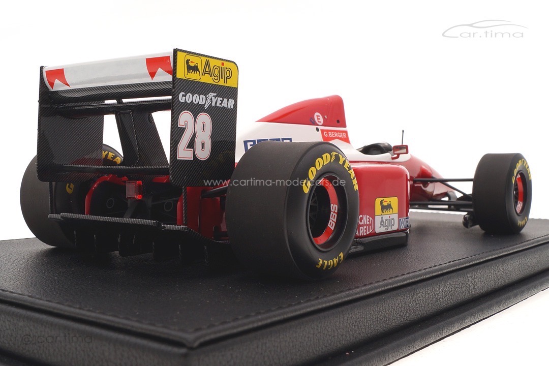 Ferrari F93A GP 1993 Gerhard Berger inkl. Vitrine GP Replicas 1:18 GP117B
