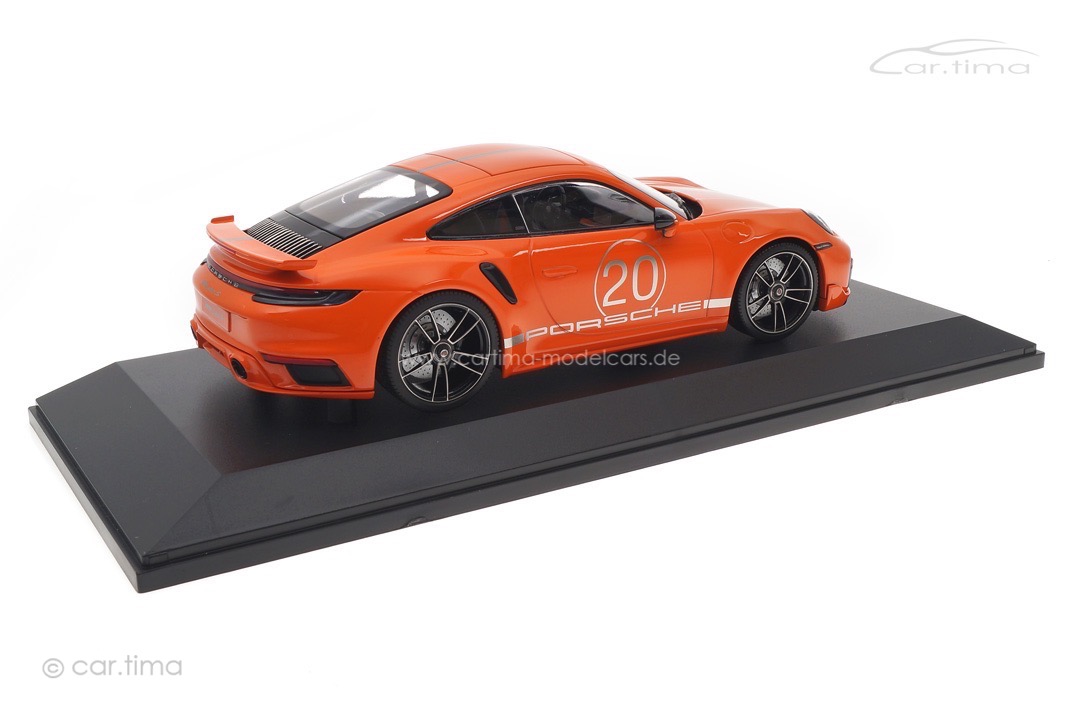 Porsche 911 (992) Turbo S Sport Design China Edition Gulforange Minichamps 1:18 155069171