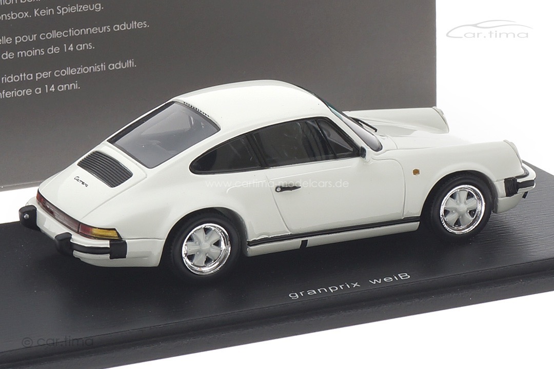 Porsche 911 Carrera 3.2 Grandprix-weiß Spark 1:43 CA04311008