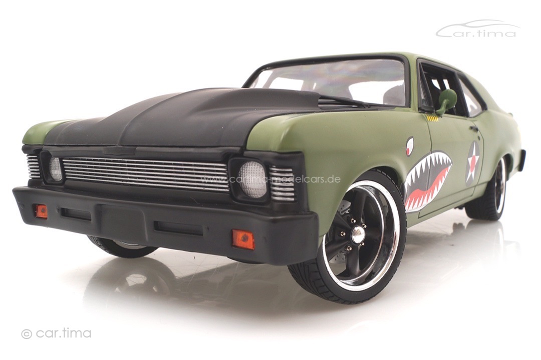 Chevrolet Nova Warhawk Coupe 1970 grün/schwarz GMP 1:18 18957-B