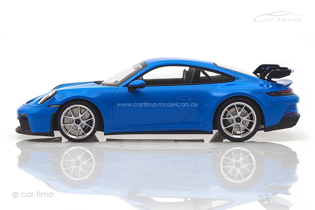 Porsche 911 (992) GT3 Sharkblue/Rad silber Minichamps 1:18 143069015