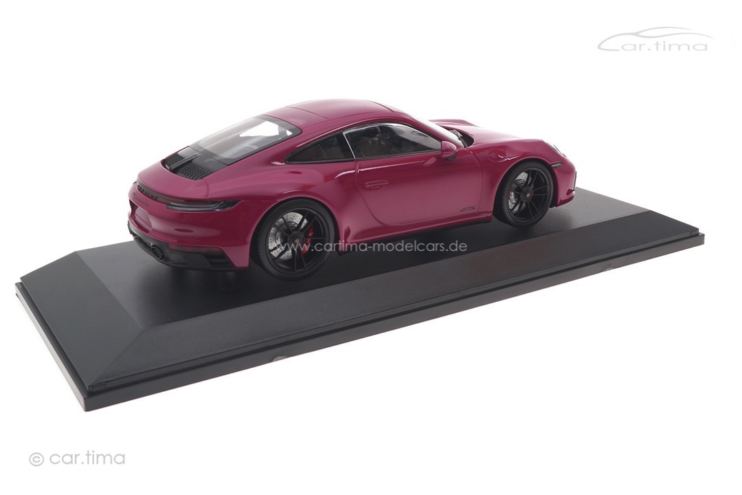 Porsche 911 (992) Carrera 4 GTS Sternrubin Minichamps 1:18 155063102