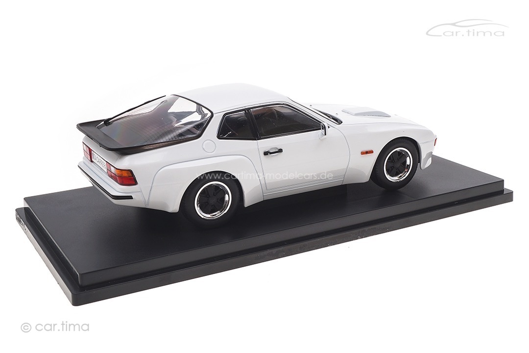 Porsche 924 Carrera GT 1981 Alpinweiß MCG 1:18 MCG18197