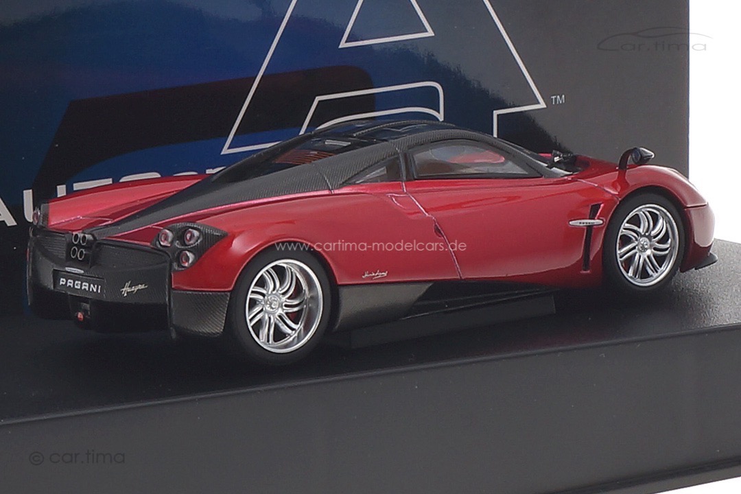 Pagani Huayra rot met. AUTOart 1:43 58208