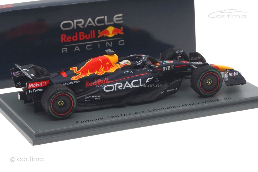 Red Bull Racing RB18 Winner GP Japan 2022 Max Verstappen/World Champion Spark 1:43 S8551