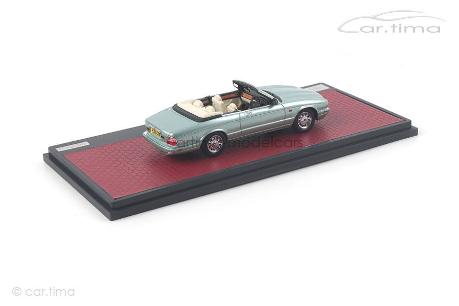 Daimler Corsica Concept blau met. Matrix Scale Models 1:43 MX50402-031