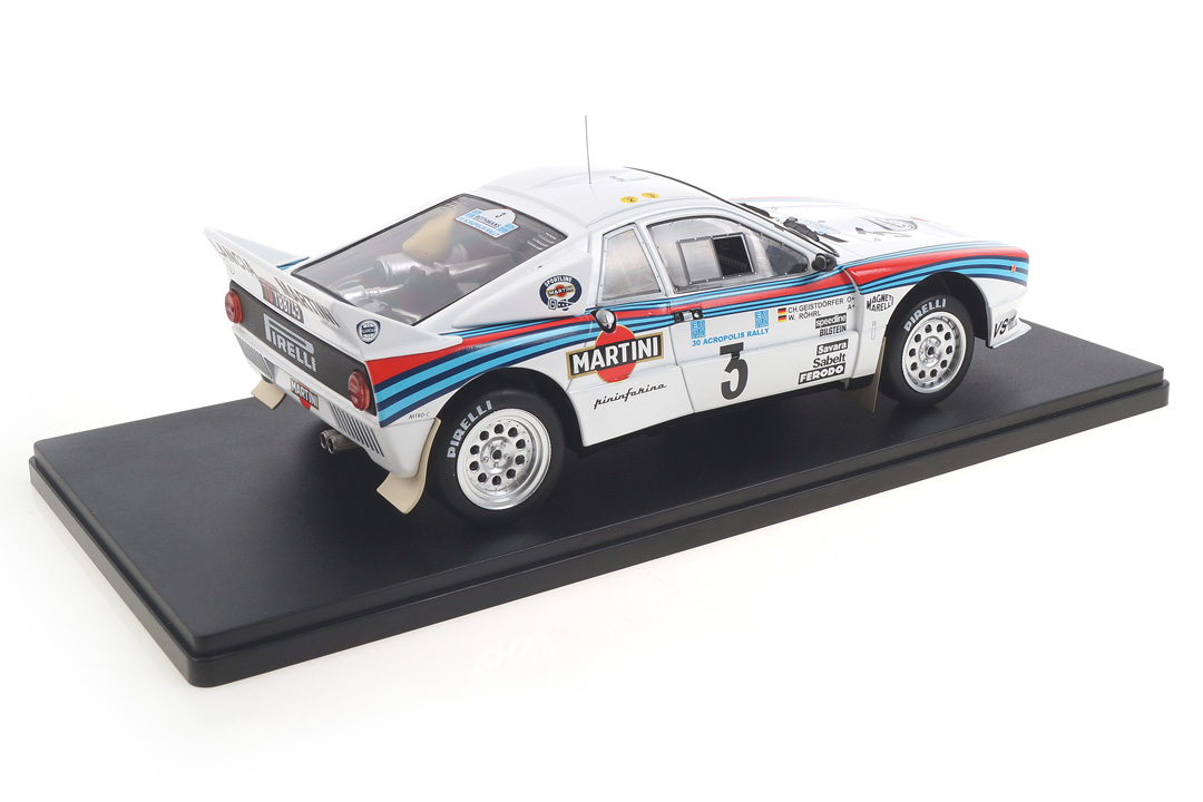 Lancia 037 Rallye Acropolis 1983 Röhrl/Geistdörfer IXO 1:18 18RMC054A