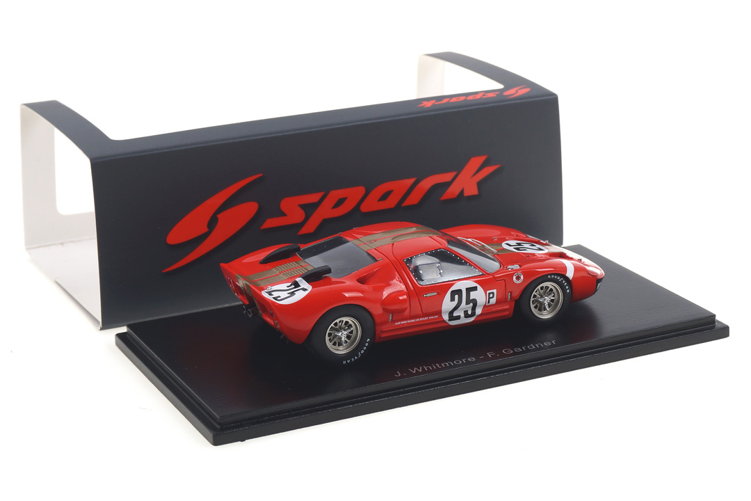 Ford GT40 AMR2 12h Sebring 1966 Gardner/Whitmore Spark 1:43 S2773