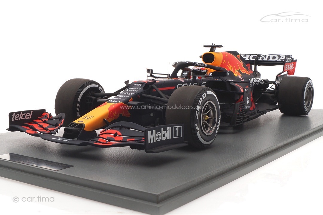 Red Bull Racing RB16B Winner GP Niederlande 2021 Max Verstappen inkl. Vitrine Spark 1:12 12S029