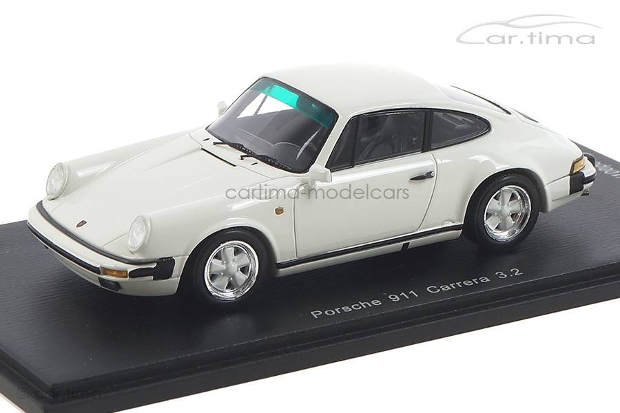 Porsche 911 Carrera 3.2 Grandprix-weiß/Fuchsfelge weiß Spark 1:43 CA04311009 