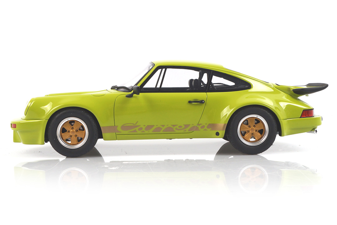 Porsche 911 Carrera RS 3.0 Lichtgrün GT Spirit 1:18 GT822