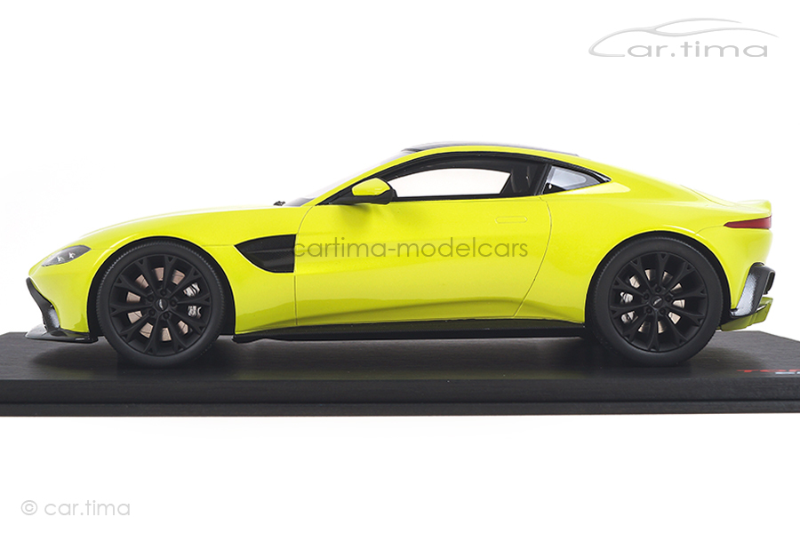 Aston Martin Vantage Lime Essence TopSpeed 1:18 TS0183