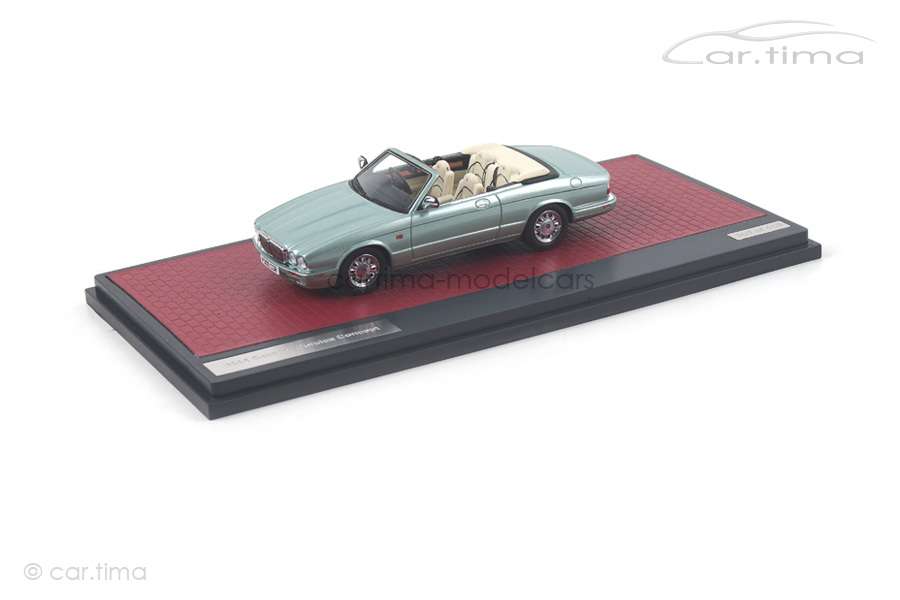 Daimler Corsica Concept blau met. Matrix Scale Models 1:43 MX50402-031