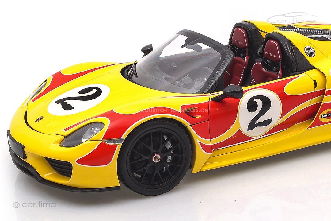 Porsche 918 Spyder Weissach Package Kyalami Design Minichamps 1:18 110062446