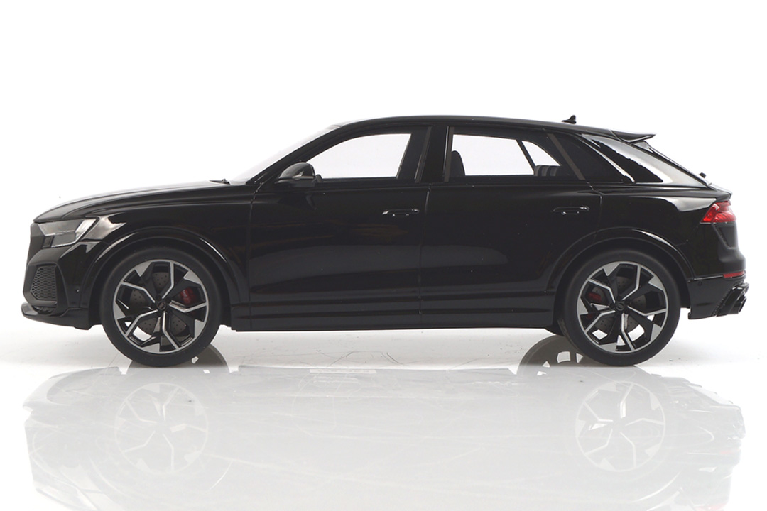 Audi RS Q8 Schwarz GT Spirit 1:18 GT305