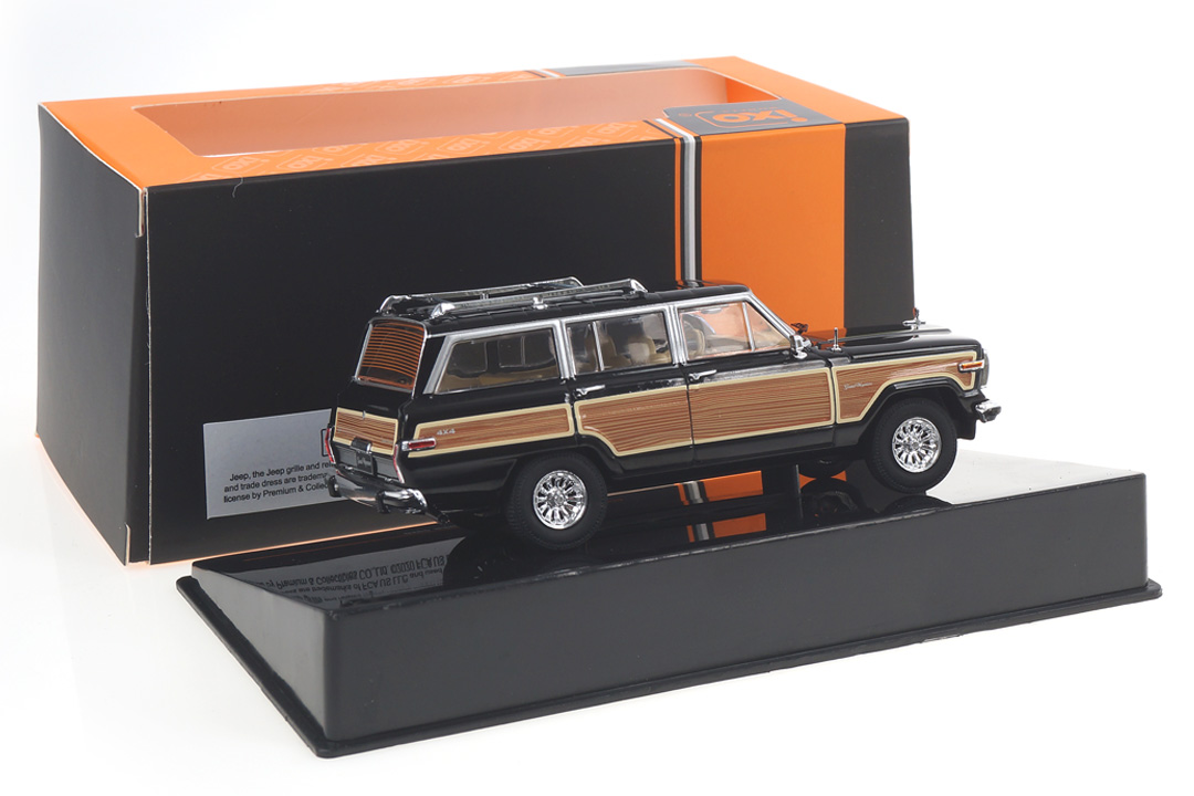 Jeep Grand Wagoneer schwarz IXO 1:43 CLC328N