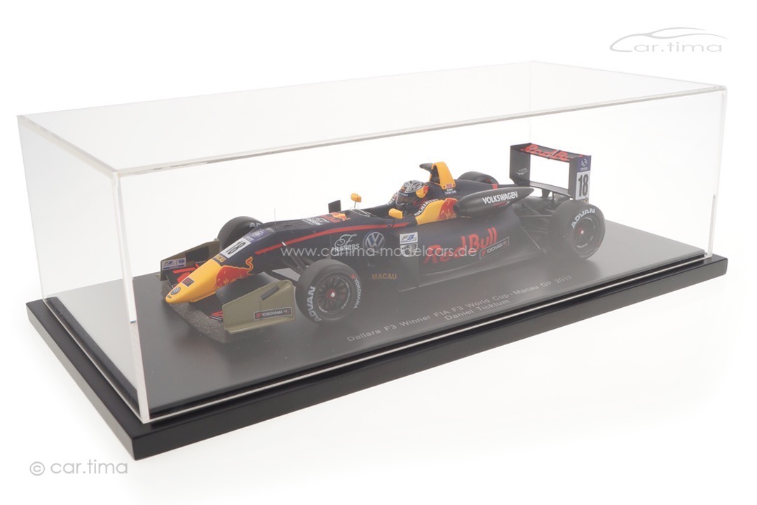 Dallara F3 Winner Macau GP 2017 Daniel Ticktum Spark 1:18 18MF17