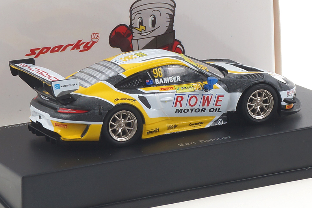 Porsche 911 GT3 R Macau 2019 Earl Bamber Spark 1:64 Y167