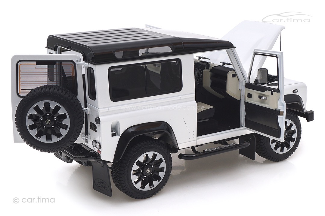 Land Rover Defender 90 Works 2018 weiß LCD Models 1:18 LCD18007-WH