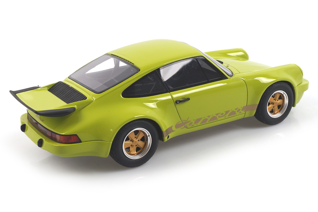 Porsche 911 Carrera RS 3.0 Lichtgrün GT Spirit 1:18 GT822